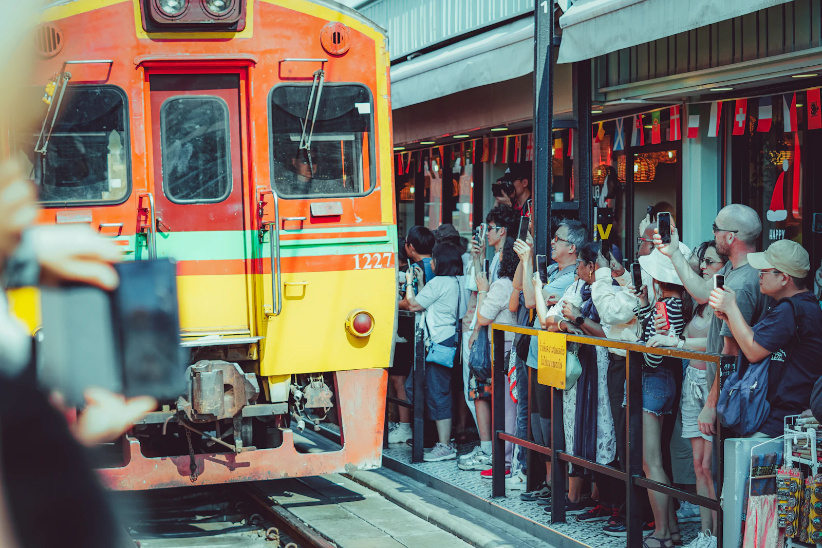 Día 10: Regreso a Bangkok: una última noche entre mercados